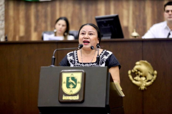 La Jornada Maya Yucatán Cecilia Abreu Poeta maya sensibiliza